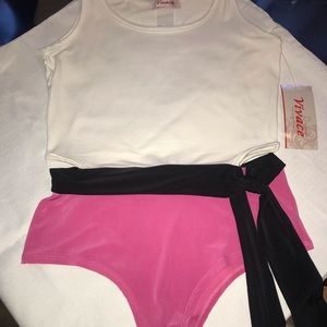 Brand new body suit💕